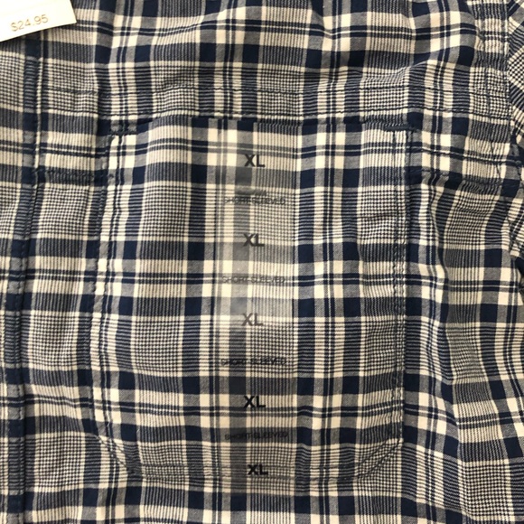 NWT Gap Boy’s XL button down shirt - Picture 2 of 3